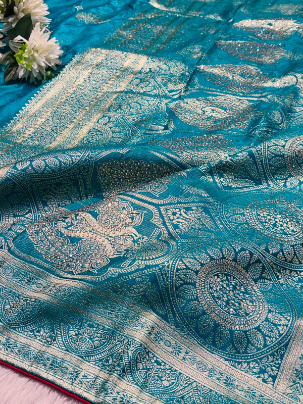 Traditional Silk Saree – Luxury Ethnic Wear for Women