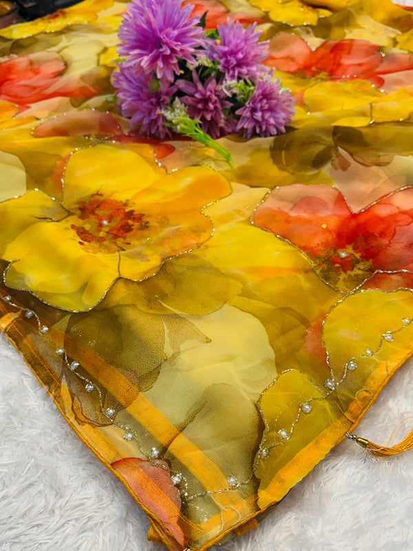 Floral Print Saree – Elegant Flower Design Party & Casual Wear Saree