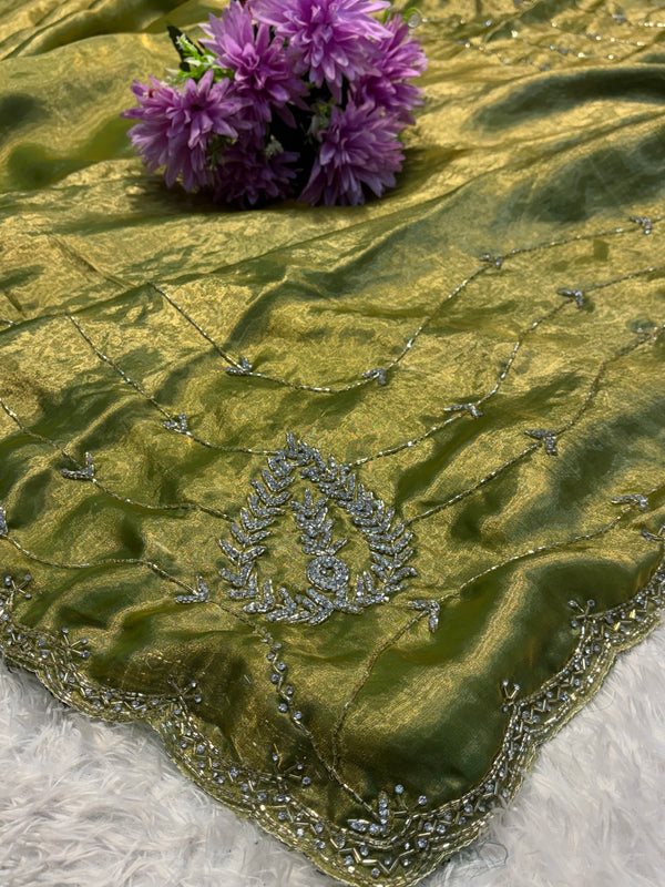 Frendy Silk Saree with Elegant Weaving & Designer Border