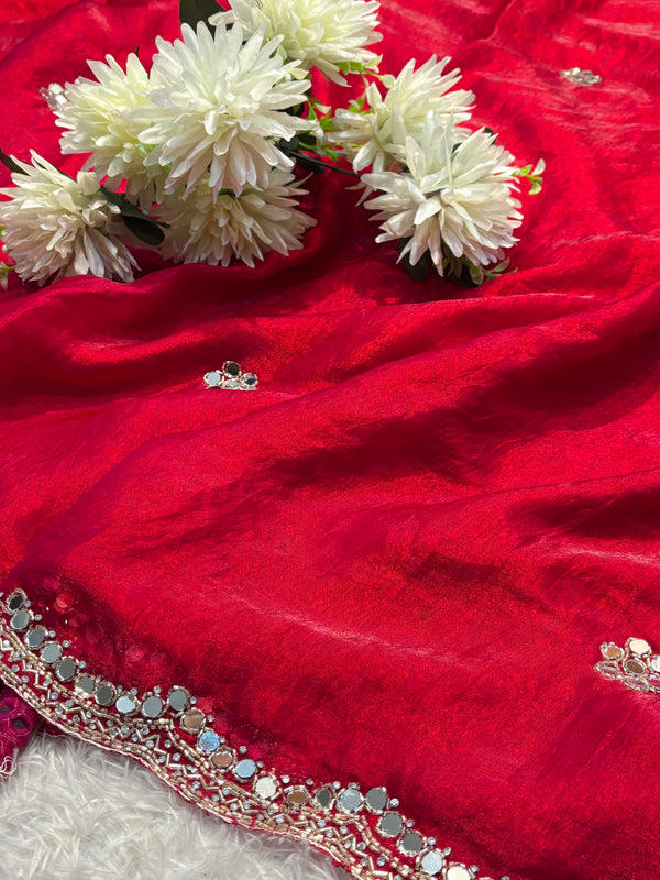 Frendy Silk Saree – Elegant Designer Silk Saree with Stylish Blouse Piece
