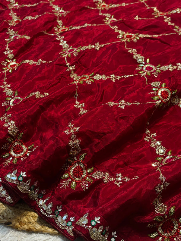 Elegant H.O. Silk Saree with Designer Pattern