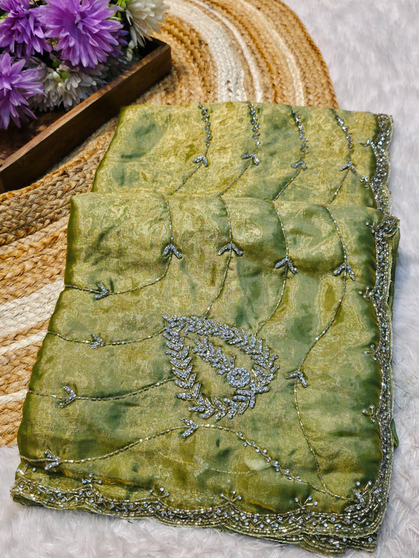Frendy Silk Saree with Elegant Weaving & Designer Border