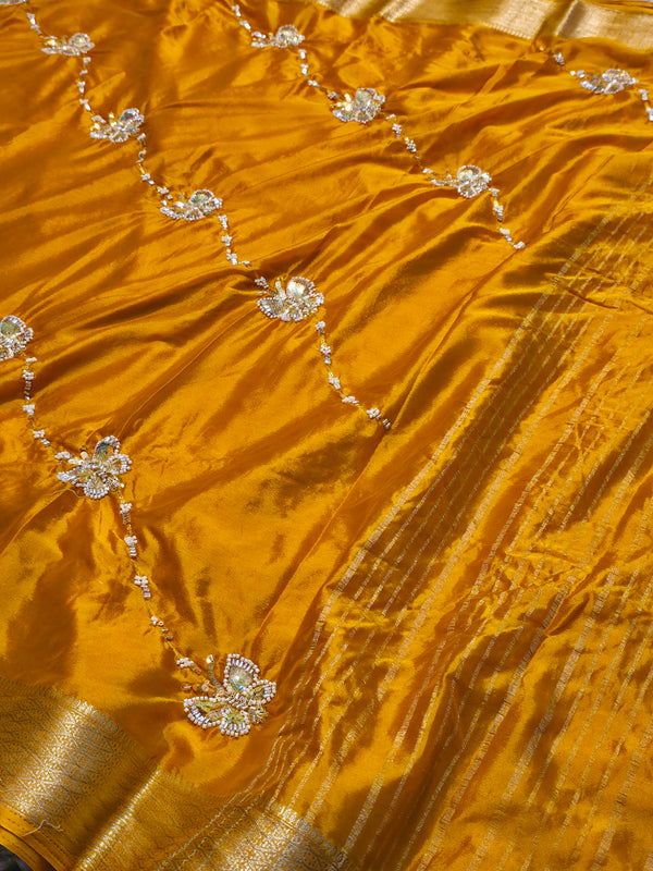Premium Chinon Silk Saree with Elegant Design & Matching Blouse Piece