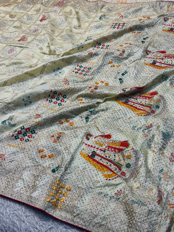 Elegant Silk Saree for Women with Simple Design and Comfortable Fabric