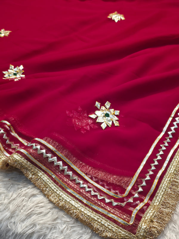 Elegant Chiffon Saree with Soft Flow & Lightweight Draping