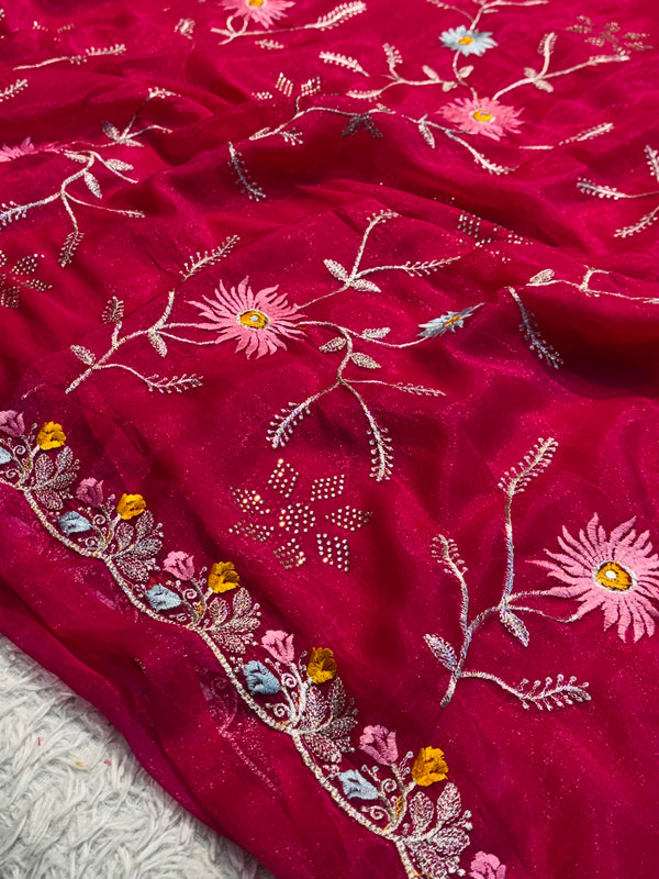 Premium Elegant Chiffon Saree with Soft Flow & Minimalist Design