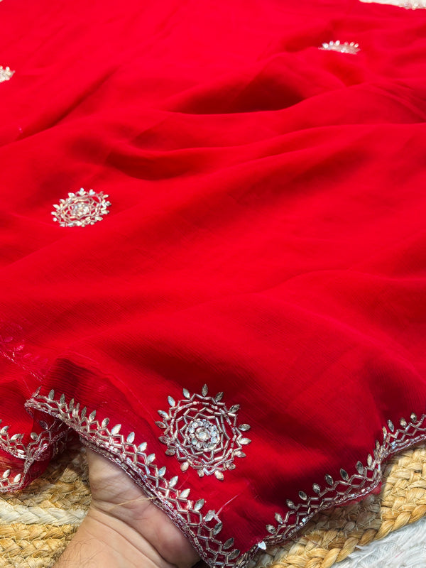Luxury Georgette Chiffon Saree with Soft Flow & Elegant Drape