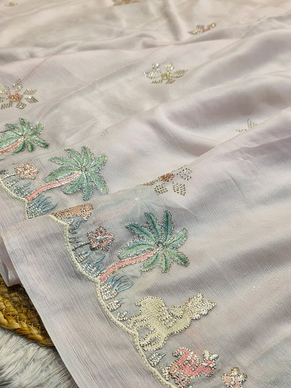 Elegant Chiffon Saree with Soft Flowing Fabric &Blouse Piece