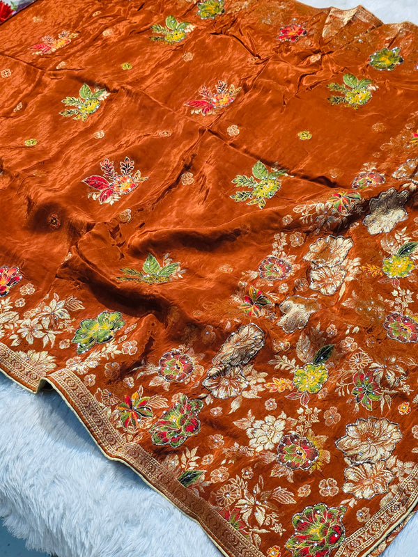 Exclusive Designer Silk Saree with Detailed Pallu & Modern Traditional Fusion Style