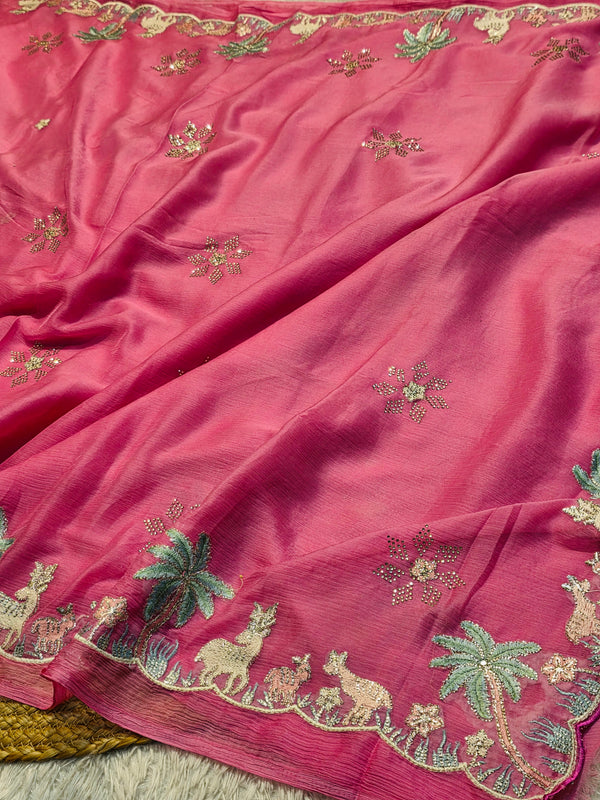 Elegant Chiffon Saree with Soft Flowing Fabric &Blouse Piece