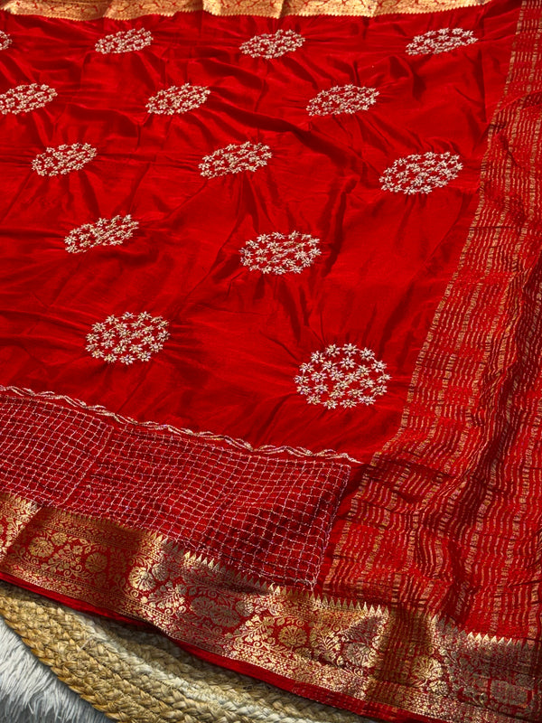 Designer Embroidered Saree with Elegant Border & Rich Pallu