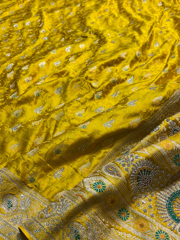 Premium Silk Saree with Elegant Traditional