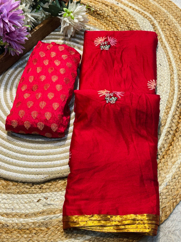 Elegant Designer Saree with Premium Fabric & Stylish Blouse