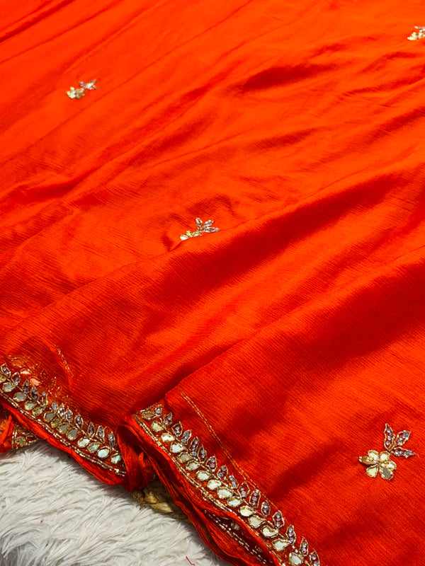 Elegant Chiffon Saree with Running Blouse Piece