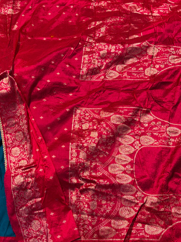Elegant Kashmiri Silk Saree with Traditional Handwoven Design