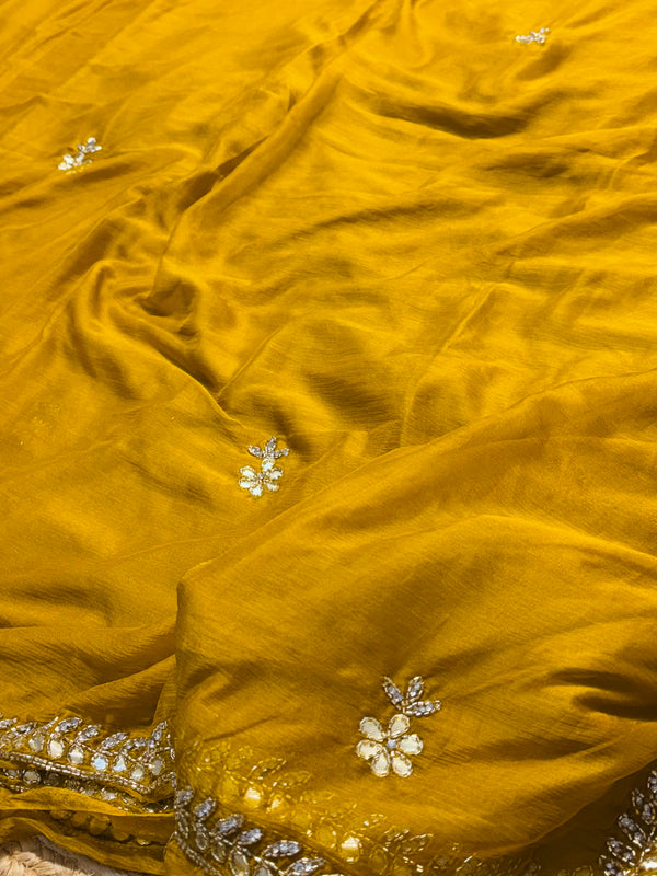 Elegant Chiffon Saree with Running Blouse Piece