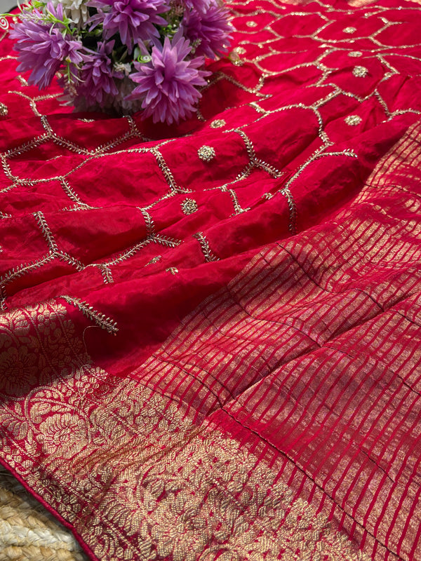 Elegant HO Silk Saree – Party Wear Collection