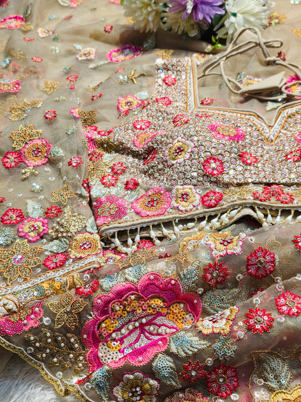 Elegant Designer Net Saree with Ready-Made Blouse – Party Wear Glam Look