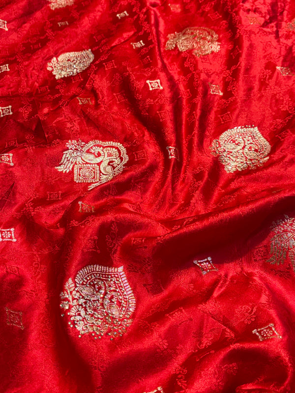 Traditional Silk Saree – Luxury Ethnic Wear for Women