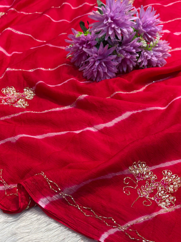 Elegant Chiffon Saree with Soft Flow & Stylish Look