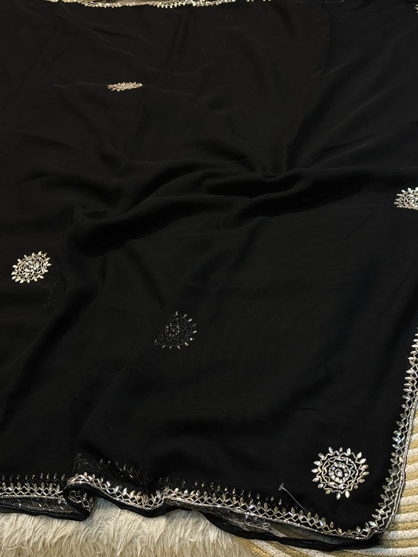 Luxury Georgette Chiffon Saree with Soft Flow & Elegant Drape