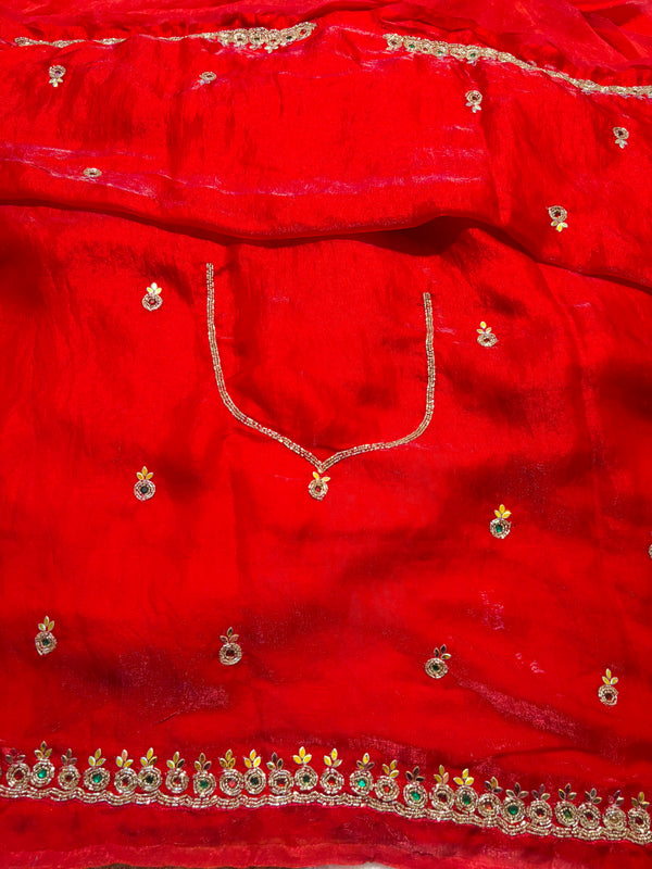 Elegant Frendy Silk Saree with Intricate Handwork