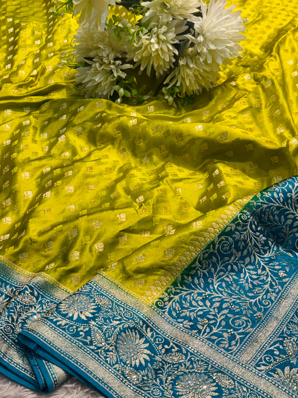 Beautiful Soft Silk Saree – Elegant Traditional Wear with Blouse Piece
