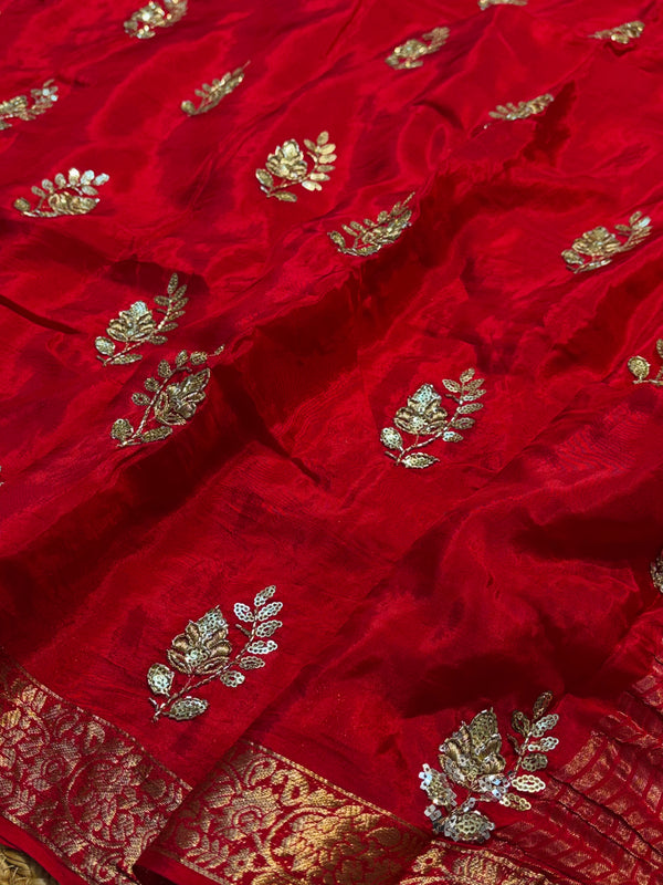 Elegant H.O. Silk Saree with Traditional Detailing